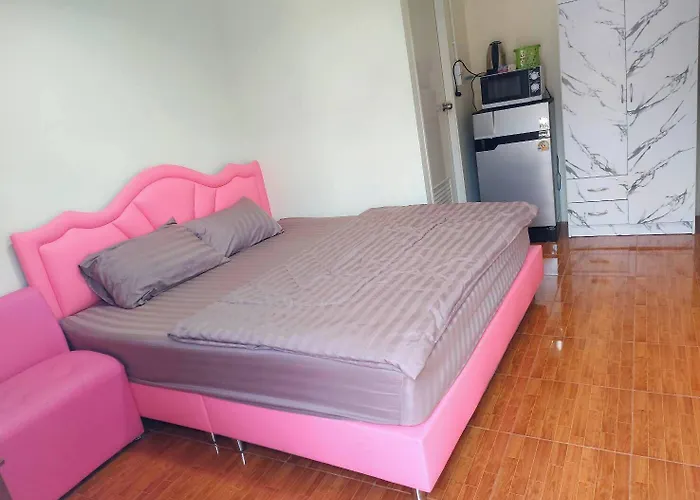 Nopphadon Hotel 2*